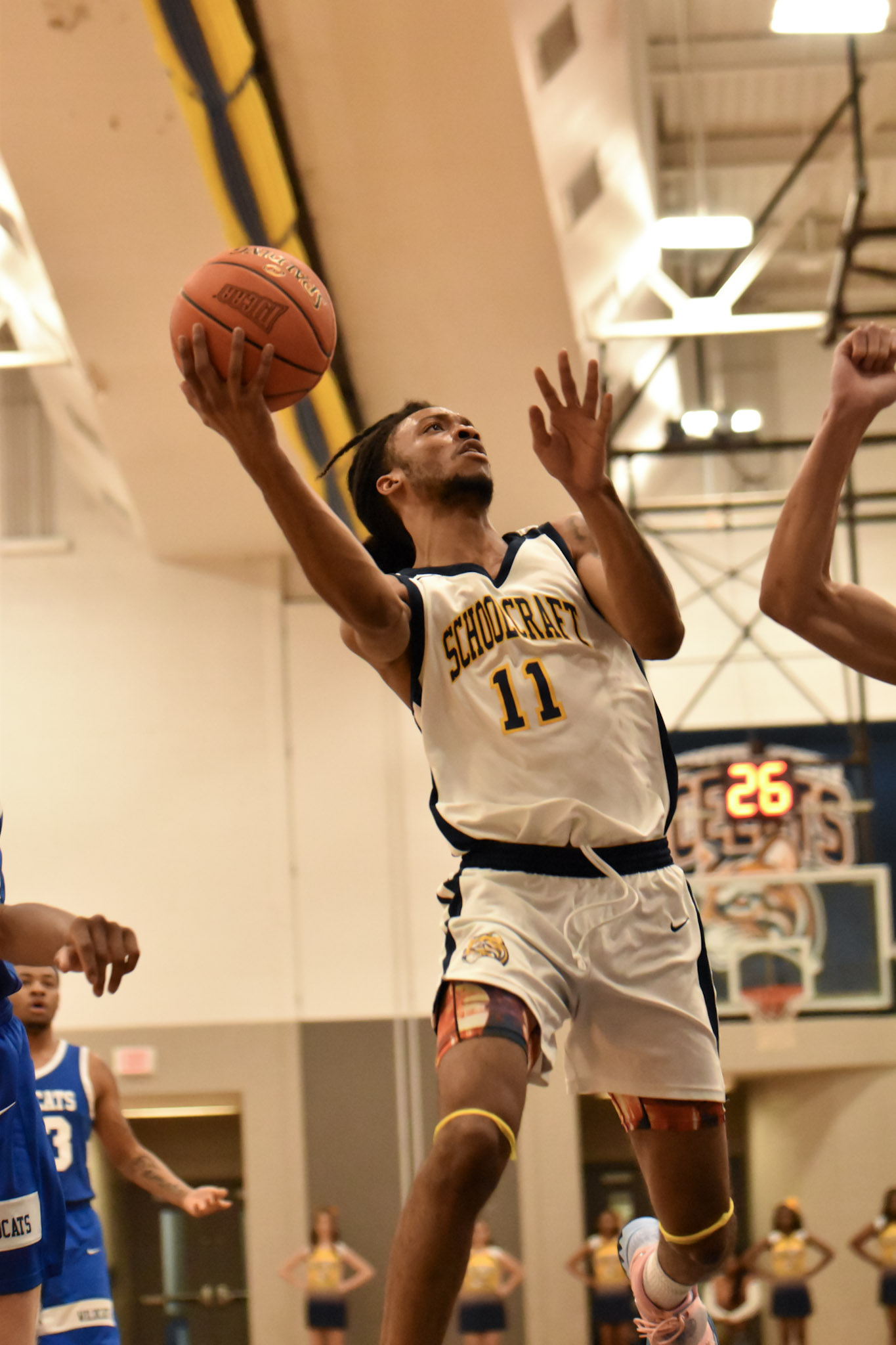 Ocelots Hold Off Wayne County For First MCCAA Win