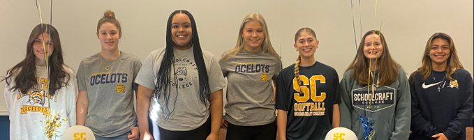 Softball Welcomes in 8 Signees